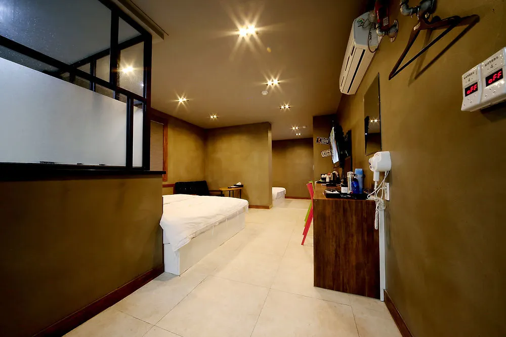 Seven Hotel 부산광역시 2*,  대한민국