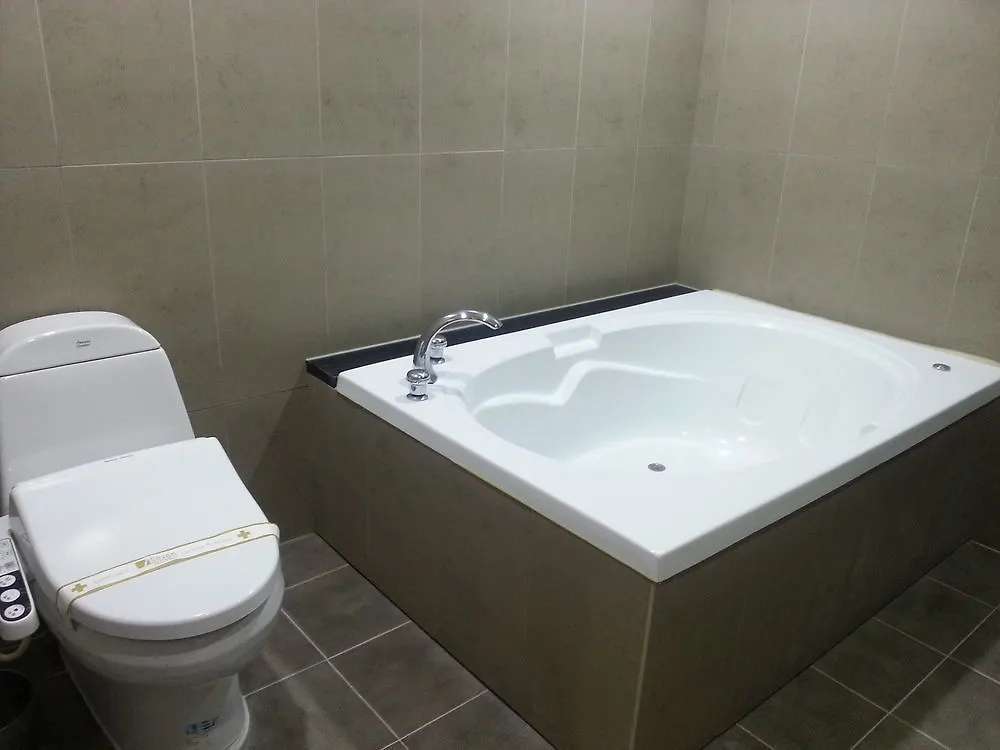 Seven Motel Busan Hotel